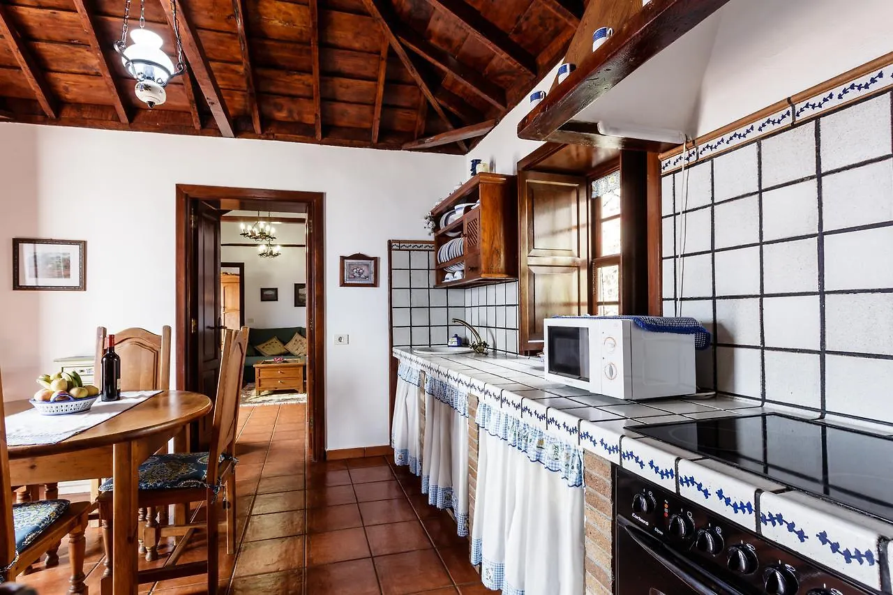 Holiday home Tomasin Villa Puntallana