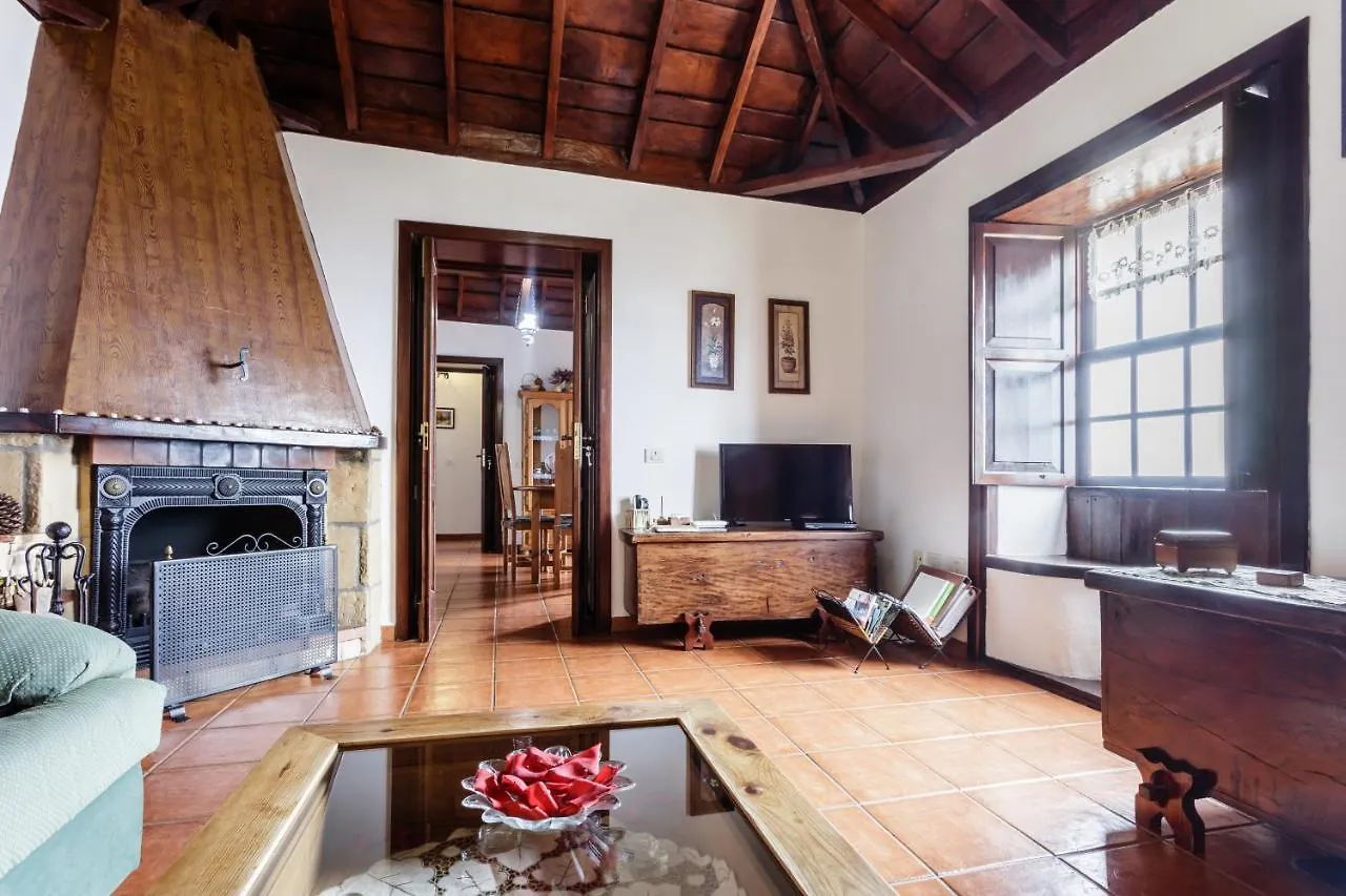 Tomasin Villa Puntallana Spain